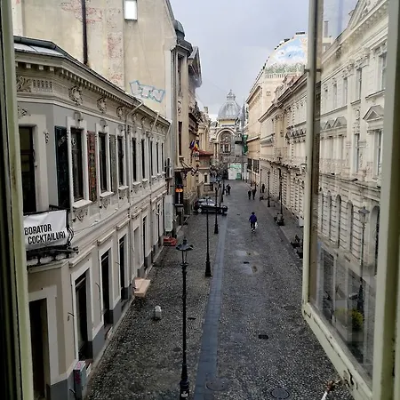 Little Bucharest Old Town Hostel-3